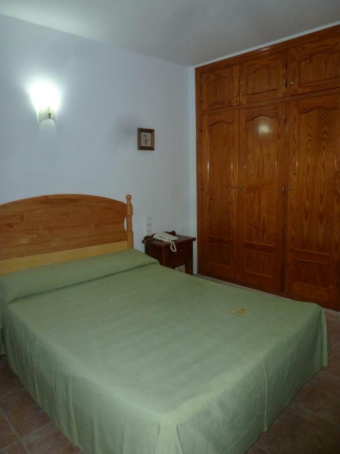 Hostal Cortes ガルチャ エクステリア 写真