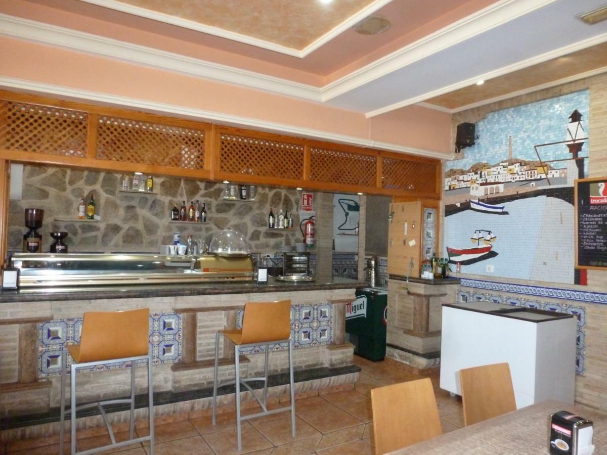 Hostal Cortes ガルチャ エクステリア 写真