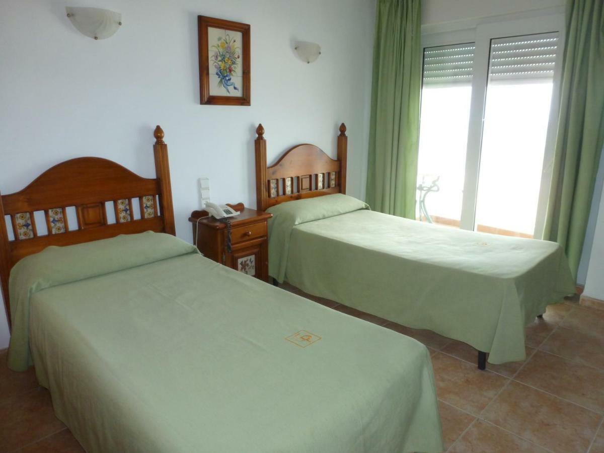 Hostal Cortes ガルチャ エクステリア 写真